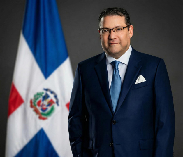 Eduardo “yayo” sanz lovatón es designado ministro de industria, comercio y mipymes (micm)