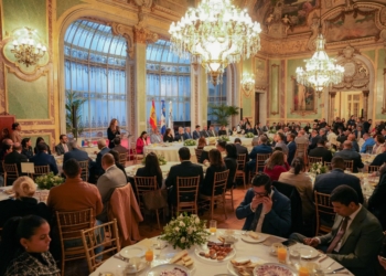 El encuentro con tuvo lugar en las instalaciones del Casino de Madrid.