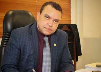 Julio césar landrón es el nuevo director del sns; sustituye a mario lama