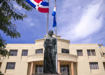 Piden prisión contra oficial por muerte de joven en santiago