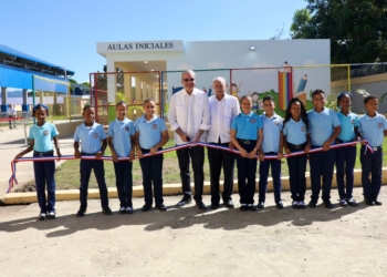 Abinader inaugura obras educativas en dajabón