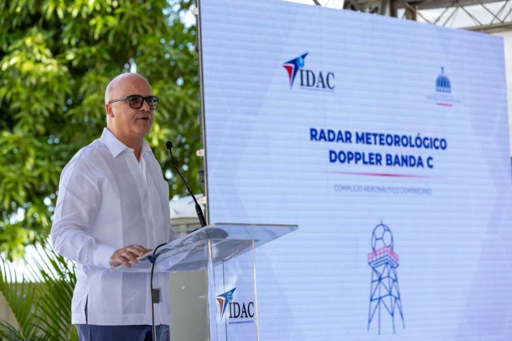 Igor rodríguez, director general, durante su discurso de inauguración del radar meteorológico.