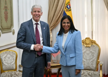 Ee. Uu. Declara el fin del embargo al petróleo venezolano