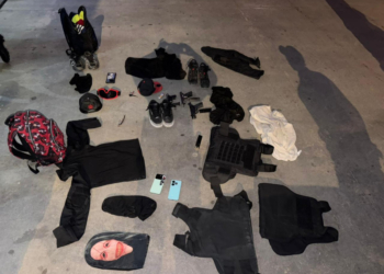 Mueren tres implicados en asalto a joyería tras enfrentamiento