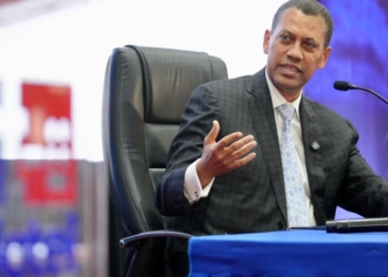 Guido gómez mazara reitera fin de su ciclo frente al indotel