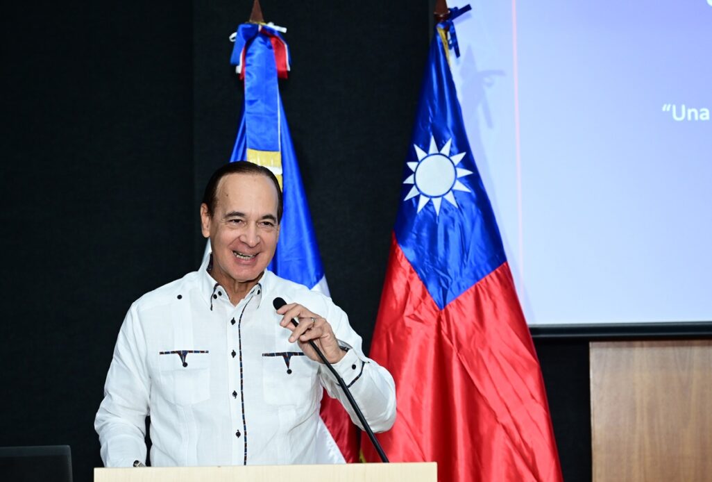 Ing. Arturo Del Villar, rector del INTEC