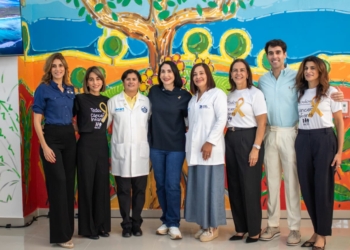 Raquel Arbaje, junto a equipo INCART y miembros de FACCI