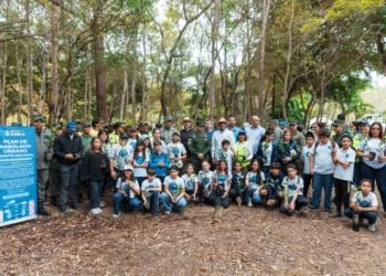 La Alcaldía del Distrito Nacional celebra el Día Mundial de los Humedales con la siembra de 500 árboles y la recolección de plásticos en Isabel Villa.