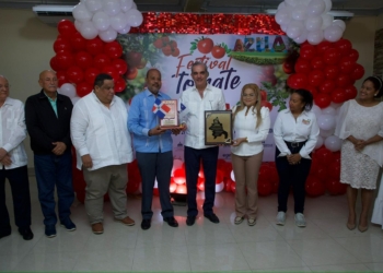 Abinader inaugura el festival del tomate azua 2026