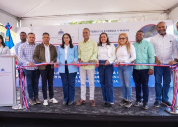 El gramaso, en lo alto de la cordillera central, ya tiene energía eléctrica