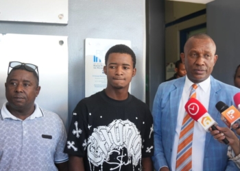 Se entrega joven vinculado a homicidio en nigua