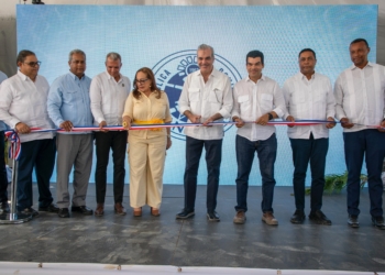 Presidente Abinader inaugura acueducto de Navarrete que garantiza agua potable a más de 150 mil habitantes tras más de dos décadas de espera