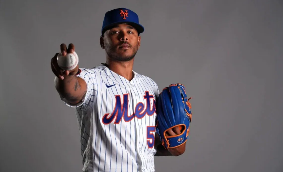 Dominicano freddy peralta abrirá el día inaugural con los mets de nueva york