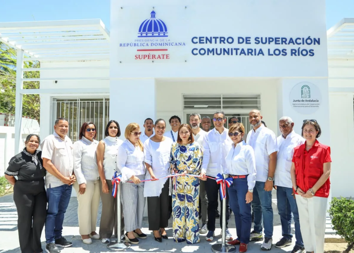 Supérate inaugura centro de superación comunitaria los ríos en bahoruco