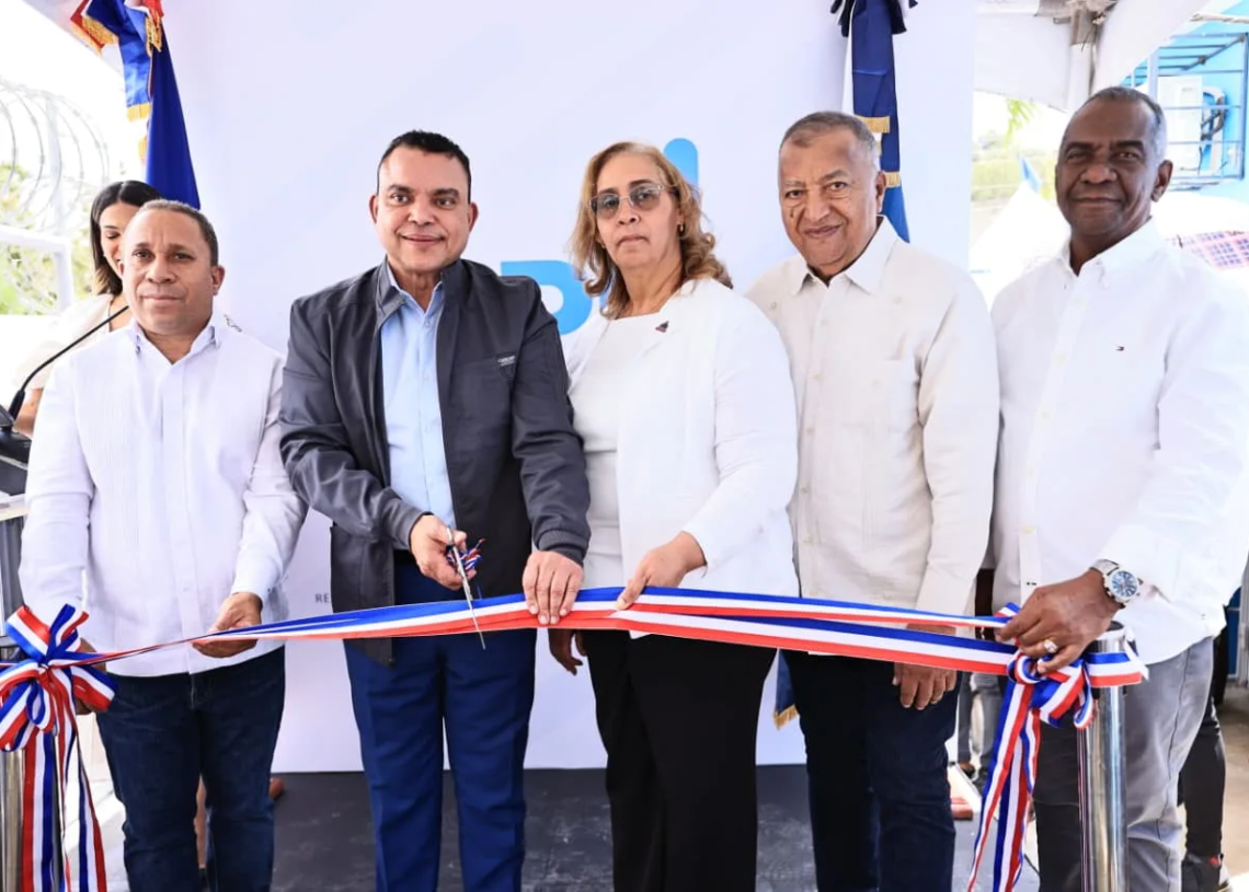 Sns entrega tres cpn en san cristóbal y baní; fortalece servicios hospitalarios en el este