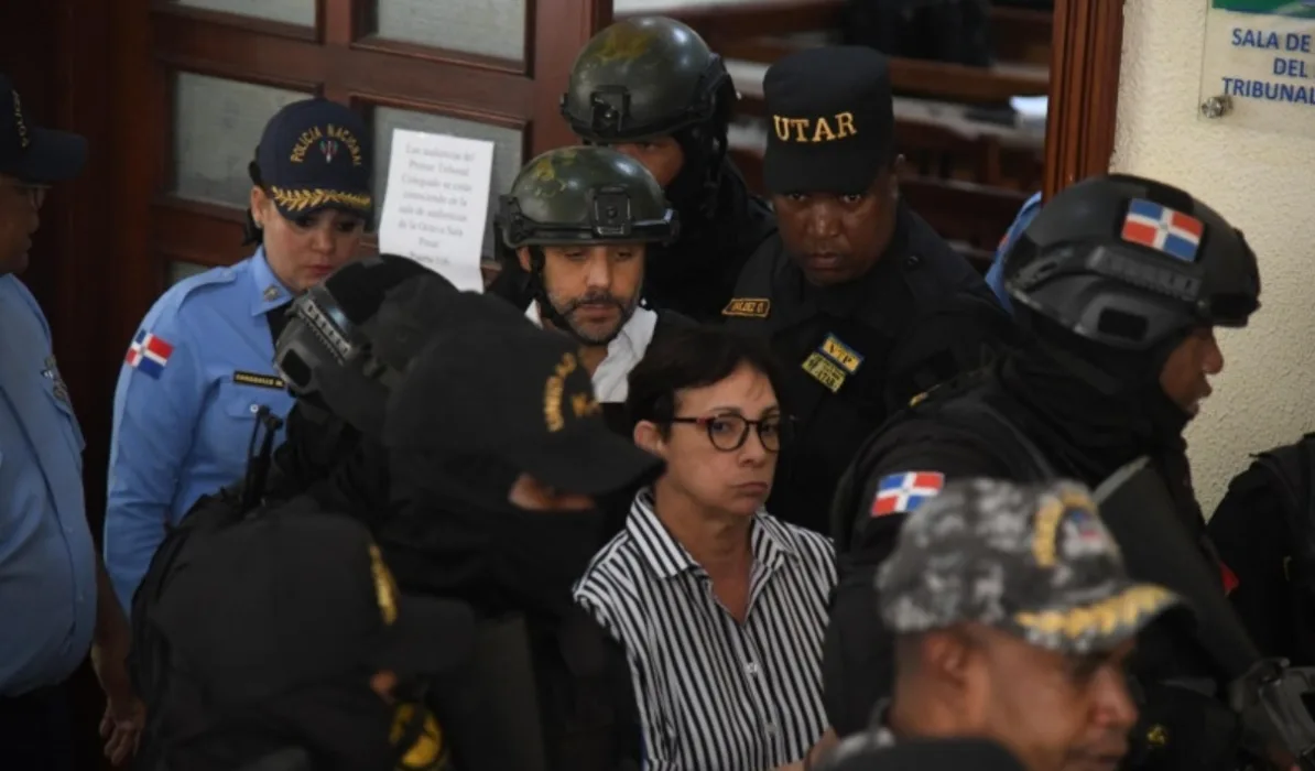 Los hermanos Antonio y Maribel Espaillat se enfrentan a la audiencia preliminar en el Primer Juzgado de la Instrucción.