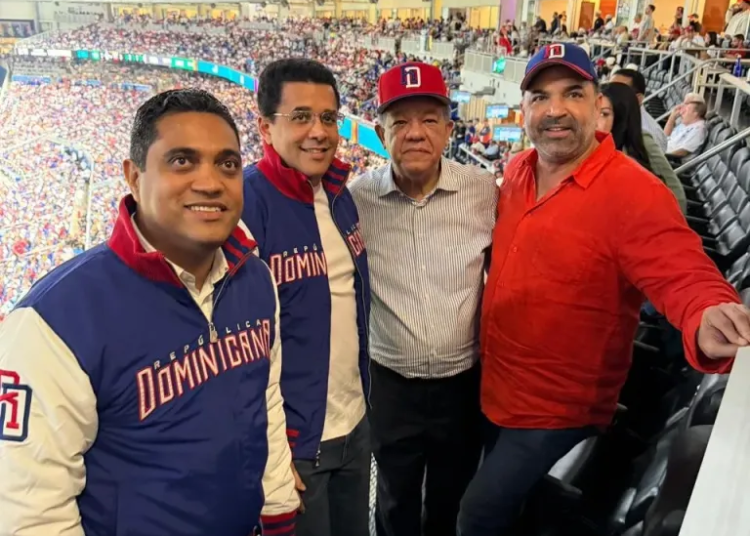 Leonel Fernández y David Collado disfrutaron del Clásico Mundial de Béisbol en Miami