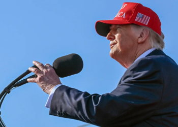 Trump afirma que 48 líderes iraníes han muerto en ofensiva militar