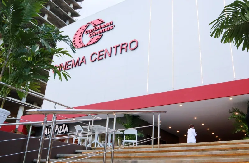 Un muerto y un herido tras tiroteo en cinema centro