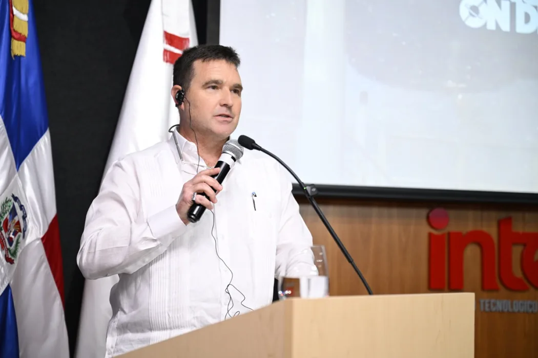 Burton Catledge, director ejecutivo de la empresa Launch On Demand