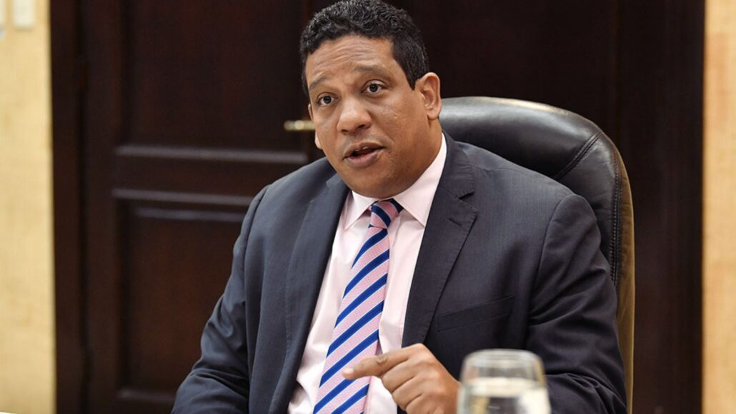 Director general de contrataciones públicas, carlos pimentel