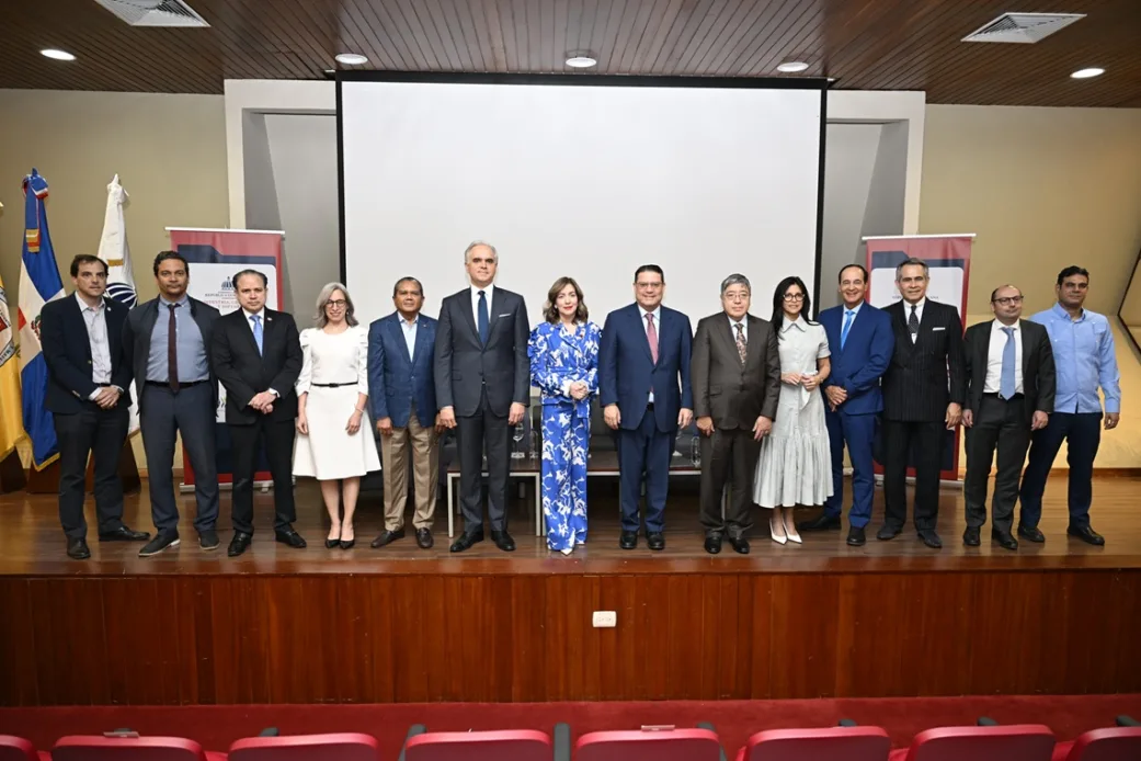 Rector de INTEC asegura que RD tiene capital humano formado para desarrollar industria de semiconductores Rector de intec asegura que rd tiene capital humano formado para desarrollar industria de semiconductores