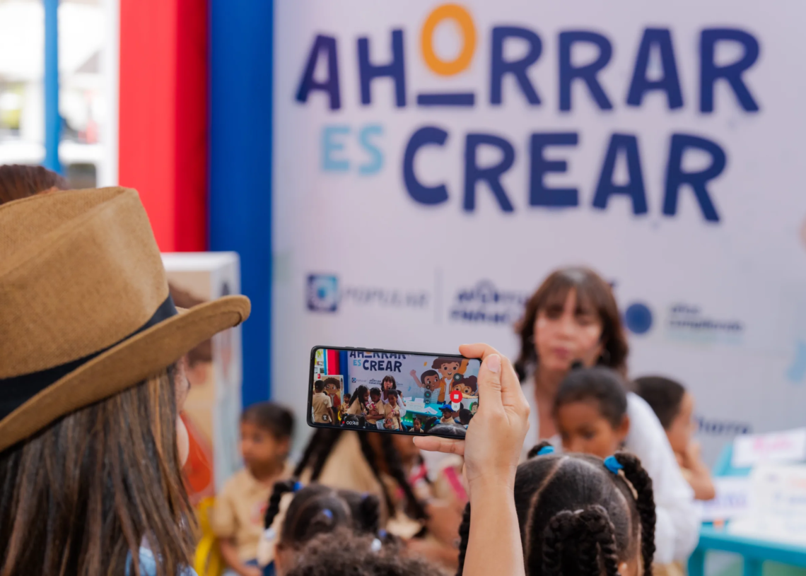 Banco popular impulsa la educación financiera en la semana económica 2026