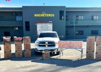 Ejército incauta cargamento de 220,000 cigarrillos tras persecución en valverde