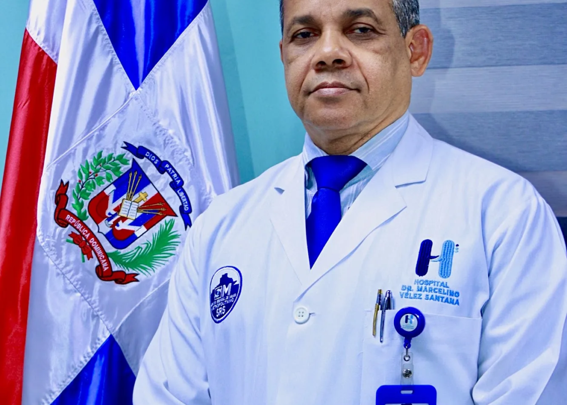 Freddy lachapelle asume la dirección del hospital marcelino vélez santana