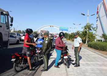 Digesett interviene la kennedy: jornada educativa contra el tránsito de motores por las aceras