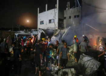 Israel bombardea el sur del líbano y ordena evacuación al norte del río litani