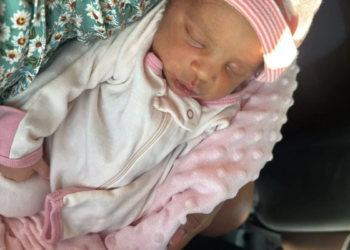 Recién nacida luna necesita cirugía cardiovascular en el extranjero