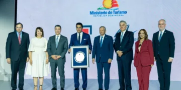 Banco popular consolida su liderazgo en turismo con más de us$1,000 millones en créditos