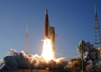 NASA's Artemis II moon rocket lifts off from the Kennedy Space Center's Launch Pad 39-B Wednesday, April 1, 2026, in Cape Canaveral, Fla. (AP Photo/John Raoux)