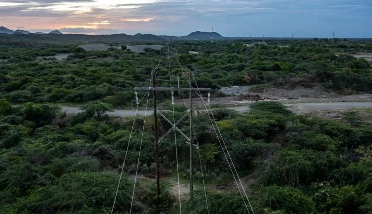 Eted despliega brigadas para corregir avería en línea dajao – yamasá - monte plata