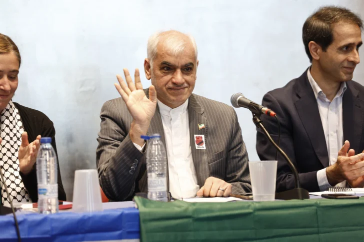 Irán asiste a negociaciones en islamabad con "buena voluntad" pero bajo desconfianza