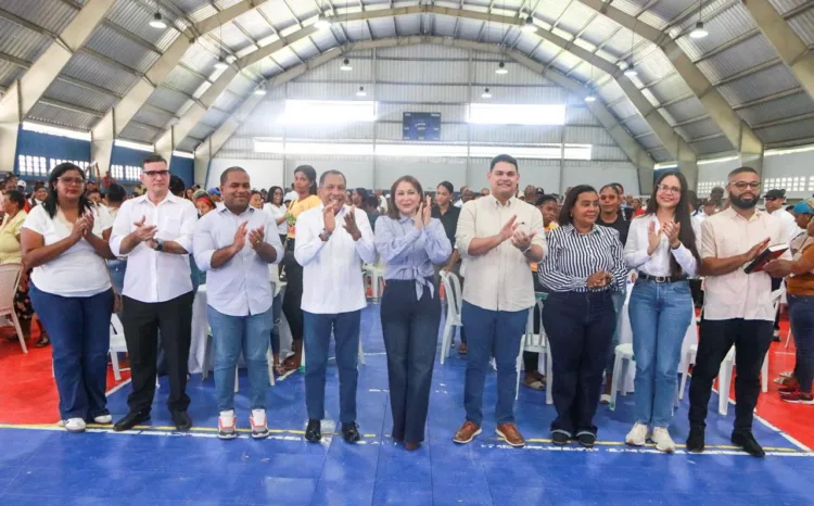 Más de 31 mil familias reciben protección de supérate en independencia y bahoruco
