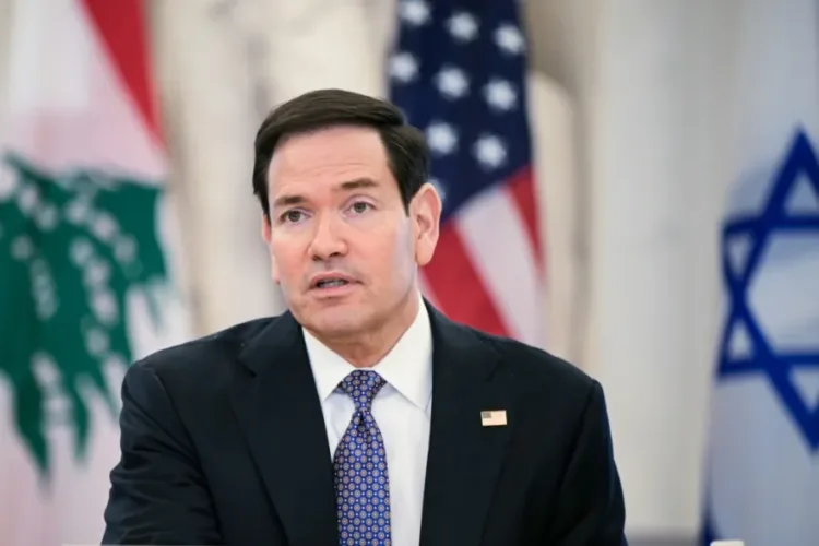 Marco rubio busca «descongelar» relaciones con el papa león xiv en roma