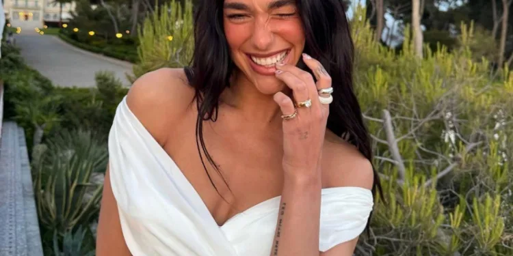 Dua lipa prepara su boda en sicilia para principios de junio, según medios italianos