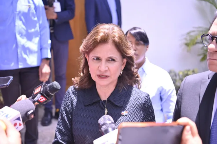 Raquel peña coincide con faride raful: "el sistema le ha fallado a la mujer dominicana"