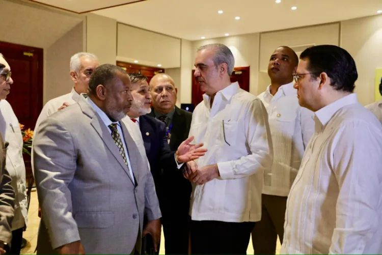 Abinader apela a la unidad nacional ante crisis global