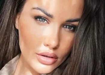 Actriz rusa ksenia dobromilova muere tras ser atropellada durante la filmación de una escena
