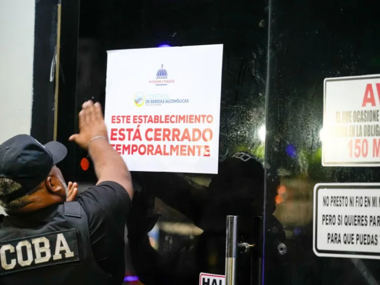 Clausuran ocho negocios de diversión nocturna en peravia