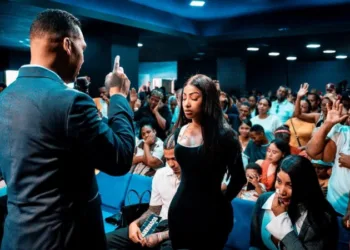 Figuras públicas dominicanas exponen su fe cristiana Figuras públicas dominicanas exponen su fe cristiana