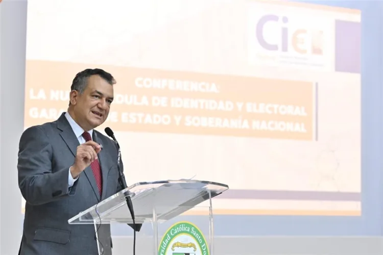 JCE extiende plazo para renovar cédula a los nacidos en abril Jce extiende plazo para renovar cédula a los nacidos en abril