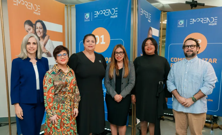 Banco popular realiza ruta emprende mujer en baní