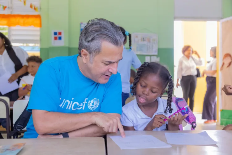 Con base muestra mejoras en la alfabetización y matemáticas en aulas dominicanas