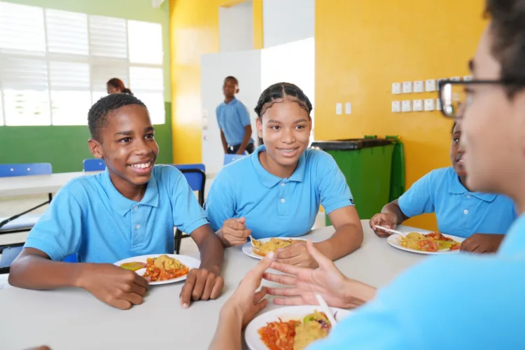 Familias dominicanas ahorran más de rd$82,000 millones al año gracias al pae del inabie
