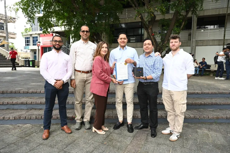 Intec obtiene patente por cargador inteligente para vehículos eléctricos
