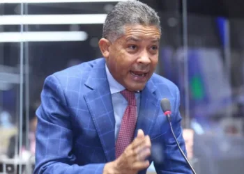 Eugenio Cedeño pide a Abinader "poner orden" en el PRM para evitar derrota electoral en 2028 Eugenio cedeño pide a abinader "poner orden" en el prm para evitar derrota electoral en 2028
